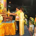 วันที่ ๕ ธันวาคม ๒๕๕๗ อำเภอโกสุมพิสัย เทศบาลตำบลโกสุมพิสัย ร่วมกับส่วนราชการ หน่วยงานทั้งภาครัฐ-เอกชน และประชาชนชาวอำเภอโกสุมพิสัย ร่วมกันจัดให้มีพิธีเฉลิมพระเกียรติพระบาทสมเด็จพระเจ้าอยู่หัวฯ เนื่องในวโรกาสมหามงคลเฉลิมพระชนมพรรษา ๘๗ พรรษา ๕ ธันวาคม ๒๕๕๗ ข้าราชการและบุคลากรในสำนักงานเขตพื้นที่การศึกษาประถมศึกษามหาสารคาม เขต ๓ นำโดยนายสมพงษ์ โรจน์ภัทรพงศ์ ผู้อำนวยการสำนักงานเขตพื้นที่การศึกษา รวมพลังแสดงออกซึ่งความจงรักภักดีและสำนึกในพระมหากรุณาธิคุณองค์พ่อหลวงของปวงชนชาวไทยที่มีต่อพสกนิกรอย่างหาที่สุดมิได้ โดยในช่วงเช้าเวลา ๐๗.๐๐ น. ร่วมพิธีทำบุญตักบาตรพระสงฆ์ จำนวน ๘๗ รูปที่บริเวณหน้าที่ว่าการอำเภอโกสุมพิสัย […]