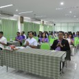 วันที่ ๘ เมษายน ๒๕๕๘ ที่ห้องประชุมโกสัมพี นายสมพงษ์ โรจน์ภัทรพงศ์ ผู้อำนวยการสำนักงานเขตพื้นที่การศึกษาประถมศึกษามหาสารคาม เขต ๓ ได้นำบุคลากรในสำนักงาน ปฏิบัติกิจกรรมสำนักงานวิถีพุทธ ฝึกจิตใจให้บริสุทธิ์ โดยการเจริญศีล สมาธิ ปัญญา มีการสมาทานศีล รักษาศีล ๕ เจริญสติภาวนา ก่อนปฏิบัติหน้าที่ราชการตามปกติ มีพระอาจารย์อัครเดช ฉันทธัมโม จากศูนย์เสมาส่งเสริมศิลธรรมประจำ สพป.มหาสารคาม เขต ๓ วัดชัยประสิทธิ์บ้านแพง อ.โกสุมพิสัย จ.มหาสารคามพี […]