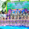 สพป.มหาสารคาม เขต ๓ ได้จัดให้มีพิธีเปิดหอเกียรติยศลูกเสือ และฉลองโล่เชิดชูเกียรติรางวัลดีเด่นระดับชาติ โดยมีผู้ช่วยรัฐมนตรีประจำกระทรวงศึกษาธิการ นางฉวีวรรณ คลังแสง เป็นประธาน  นายสมพงษ์    โรจน์ภัทรพงศ์ ผอ.สพป.มหาสารคาม เขต ๓ รายงาน สำนักงานส่งเสริมสนับสนุนการจัดกิจกรรมลูกเสือ สพป.มหาสารคาม เขต ๓ ดำเนินการจัดงาน  เมื่อวันที่ ๒๗ ธันวาคม ๒๕๕๖