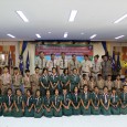   วันที่ ๒๕ พฤศจิกายน ๒๕๕๘ เวลา ๑๔.๐๐ น. ที่หอประชุมพระมิ่งเมือง สำนักงานเขตพื้นที่การศึกษาประถมศึกษามหาสารคาม เขต ๓ ได้จัดให้มีการประกาศเกียรติคุณโรงเรียนที่จัดกิจกรรมลูกเสือ-เนตรนารีดีเด่น ประจำปี ๒๕๕๘ เพื่อถวายเป็นเกียรติแก่บิดาแห่งลูกเสือไทย ในวันมหาวชิราวุธ โดยมีนายสมพงษ์ โรจน์ภัทรพงศ์ ผู้อำนวยการสำนักงานเขตพื้นที่การศึกษาประถมศึกษามหาสารคาม เขต ๓ เป็นประธานในพิธี กิจกรรมประกอบด้วย พิธีมอบเกียรติบัตรโรงเรียนที่จัดกิจกรรมลูกเสือดีเด่น พิธีมอบธงลูกเสือต้านภัยยาเสพติด พิธีมอบวุฒิบัตรและประดับเครื่องหมายวูดแบดจ์ ตลอดทั้งพิธีมอบเข็มบำเพ็ญประโยชน์บุคลากรทางการลูกเสือ ซึ่งมีสถานศึกษาที่ผ่านการอบรมโครงการลูกเสือต้านภัยยาเสพติด ในปี […]