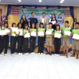   เด็กและเยาวชน เป็นความหวังในการจรรโลงชาติ ศาสนา พระมหากษัตริย์ ภูมิปัญญา วัฒนธรรม และการอนุรักษ์ทรัพยากรธรรมชาติให้อยู่คู่สังคมไทย คณะกรรมการดำเนินโครงการอบรมสัมมนาพัฒนางานสภานักเรียน สำนักงานเขตพื้นที่การศึกษาประถมศึกษามหาสารคาม เขต 3 ได้จัดกิจกรรมอบรมสัมมนาพัฒนางานสภานักเรียน ประจำปี ๒๕๖๐ เพื่อเป็นแนวทางในการนำไปประยุกต์ใช้ในการส่งเสริมและสร้างความตระหนักให้นักเรียนได้เรียนรู้บทบาทหน้าที่ความเป็นพลเมืองและวิถีประชาธิปไตย อันได้แก่ คารวธรรม สามัคคีธรรม ปัญญาธรรม  รวมทั้งหลักธรรมาภิบาล การมีจิตอาสา และพัฒนาตนเองอย่างเต็มตามศักยภาพและคุณลักษณะอันพึงประสงค์ตามหลักสูตร ตลอดจนค่านิยมหลักของคนไทย ๑๒ ประการ   วันที่  ๖ สิงหาคม ๒๕๖๐ […]