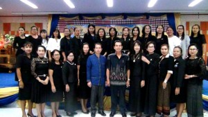 8 ภาพหมู่ (1)