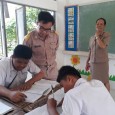 วันที่ ๑๙ กุมพันธ์ ๒๕๖๑ นายชัยณรงค์ แสงคำ ผอ.สพป. มหาสารคาม เขต ๓ ออกนิเทศติดตาม และตรวจเยี่ยมโรงเรียนเพื่อขับเคลื่อนนโยบาย สพป.มค.๓ (ครั้งที่ ๑) ได้ให้กำลังใจผู้บริหาร ครู และนักเรียน เพื่อรับทราบปัญหาการบริหารจัดการ หาแนวทางการยกระดับคุณภาพการศึกษา ให้มีความรู้ควบคู่คุณธรรมตามบริบทของโรงเรียน ณ โรงเรียนบ้านแฝกโนนสำราญ อ.เชียงยืน จ.มหาสารคาม  