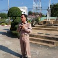วันที่ ๘ ตุลาคม ๒๕๖๑ สำนักงานเขตพื้นที่การศึกษาประถมศึกษามหาสารคาม เขต ๓ ดำเนินกิจกรรมเขตพื้นที่สุจริต ประกอบด้วยการเข้าแถวเคารพธงชาติ การสวดมนต์ไหว้พระ และการกล่าวคำปฏิญาณการเป็นข้าราชการที่ดี เป็นประจำทุกวันจันทร์ เพื่อสร้างความรัก สามัคคี รู้หน้าที่ มีระเบียบวินัย ปลูกจิตสำนึกในความเป็นไทย ณ บริเวณด้านหน้าเสาธง สพป.มหาสารคาม เขต ๓ อ.โกสุมพิสัย จ.มหาสารคาม
