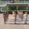วันที่ ๑๑ มีนาคม ๒๕๖๒ สำนักงานเขตพื้นที่การศึกษาประถมศึกษามหาสารคาม เขต ๓ ดำเนินกิจกรรมเขตพื้นที่สุจริต ประกอบด้วยการเข้าแถวเคารพธงชาติ การสวดมนต์ไหว้พระ และการกล่าวคำปฏิญาณการเป็นข้าราชการที่ดี เป็นประจำทุกวันจันทร์ เพื่อสร้างความรัก สามัคคี รู้หน้าที่ มีระเบียบวินัย ปลูกจิตสำนึกในความเป็นไทย ณ บริเวณด้านหน้าเสาธง สพป.มหาสารคาม เขต๓ อ.โกสุมพิสัย จ.มหาสารคาม   